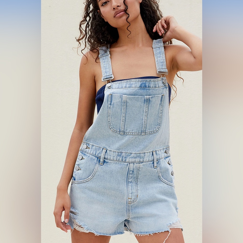 Pacsun overalls in size M